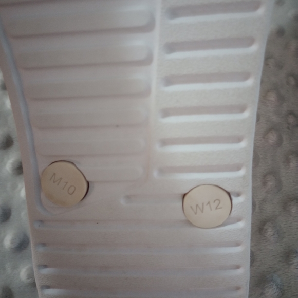 New balance sandals shoes for men's size 10 - Picture 5 of 5